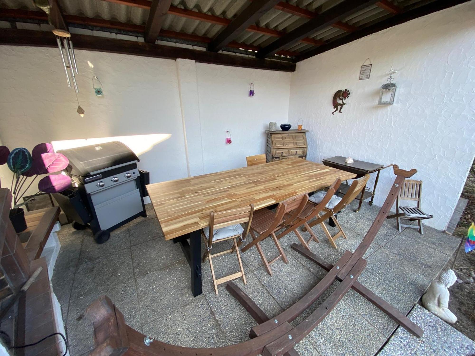 Natalies Hideaway Apartment Тун Екстериор снимка